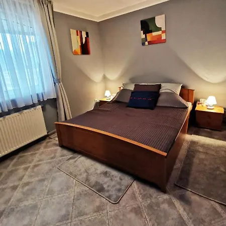 Tarkabarka Apartman *