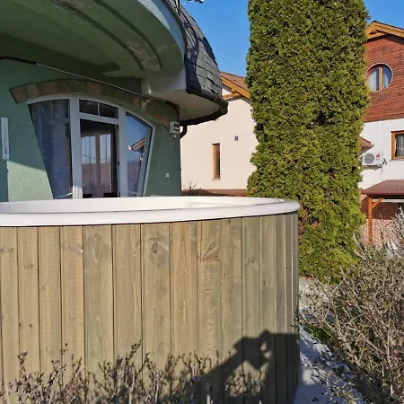 Tarkabarka Apartman