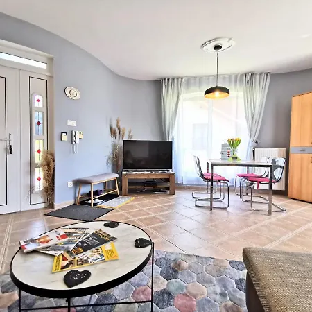 Apartment Tarkabarka Apartman Zalakaros